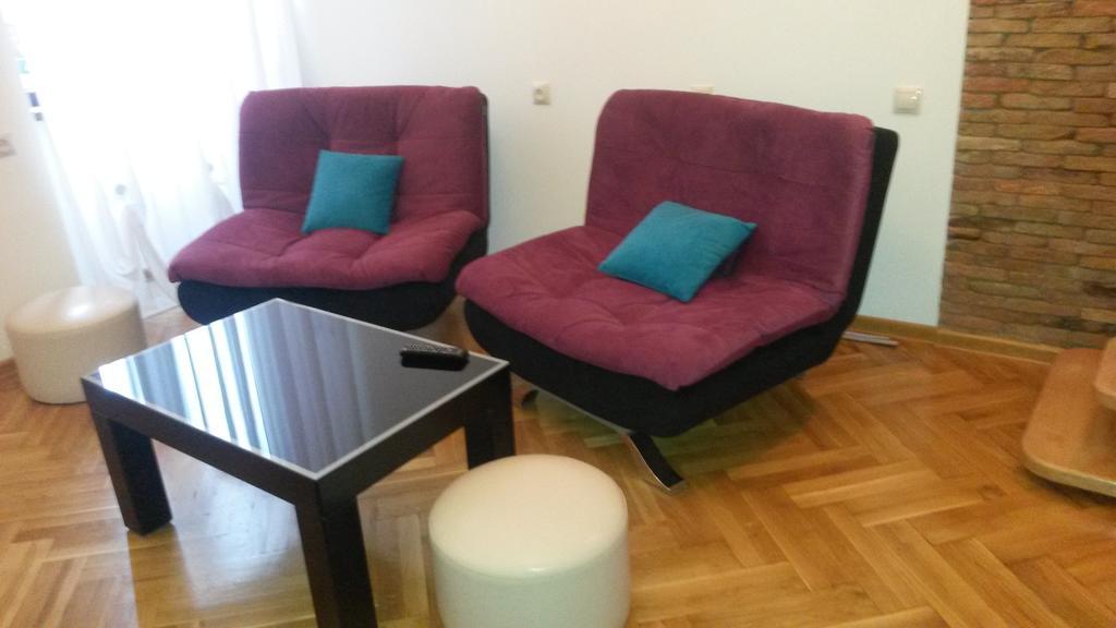 Comfortable Flat In Central Tbilisi Rum bild