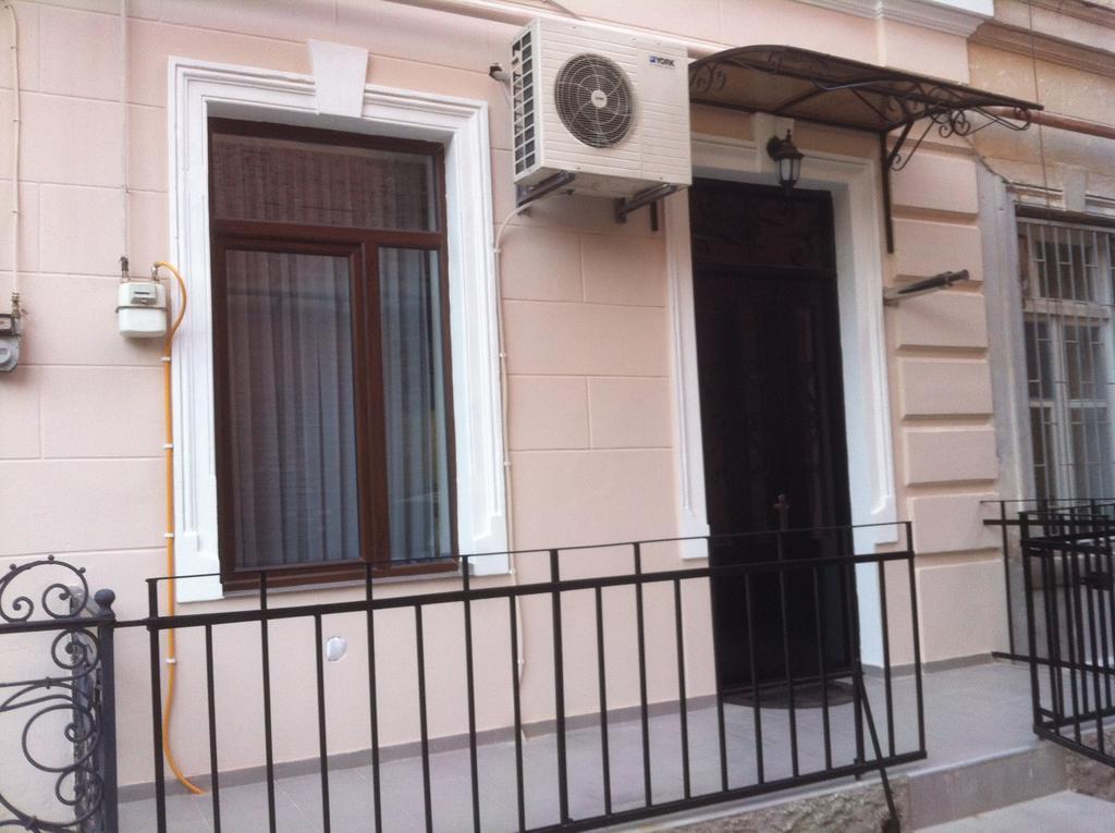 Comfortable Flat In Central Tbilisi Rum bild