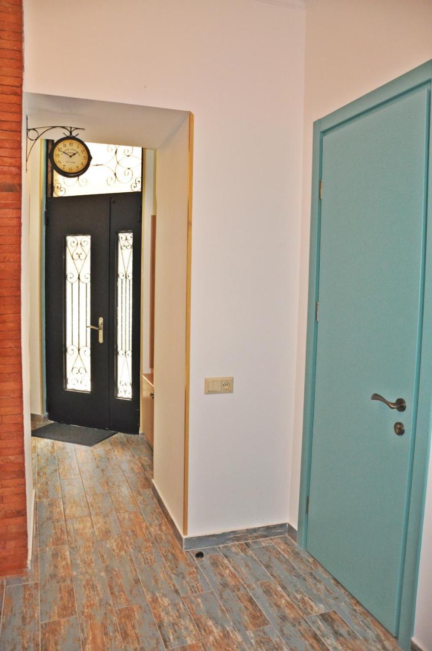 Comfortable Flat In Central Tbilisi Exteriör bild